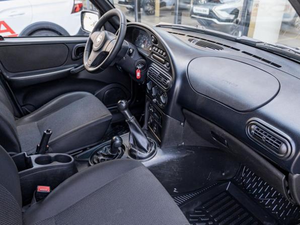 Chevrolet Niva I Рестайлинг с пробегом 2016 года, цена 578 100 рублей, 151775 км, внедорожник, Автокод Объявления