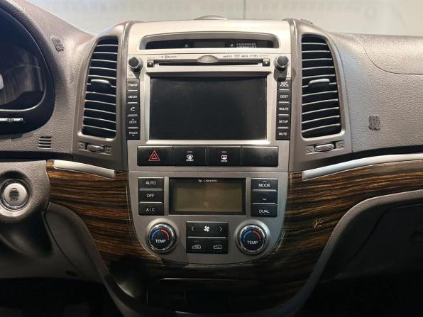 Hyundai Santa Fe II Рестайлинг с пробегом 2011 года, цена 1 420 000 рублей, 258280 км, внедорожник, Автокод Объявления
