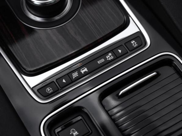 Jaguar F-Pace I с пробегом 2017 года, цена 2 369 000 рублей, 172299 км, внедорожник, Автокод Объявления