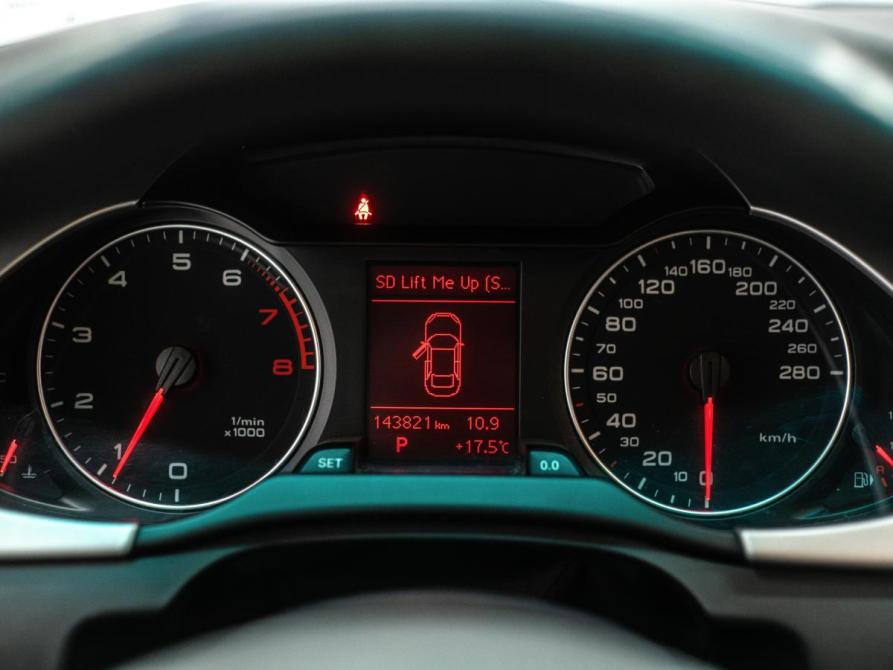 Audi A4 IV (B8) Красноярск  - изображение 12