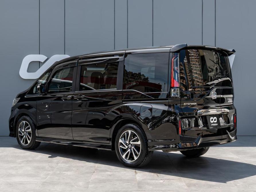 Honda Stepwgn V Рестайлинг Краснодар  - изображение 2