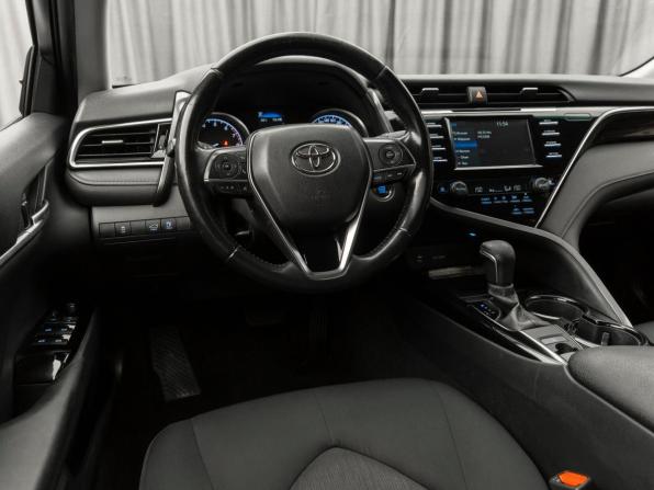 Toyota Camry VIII (XV70) с пробегом 2021 года, цена 2 060 000 рублей, 285184 км, седан, Автокод Объявления