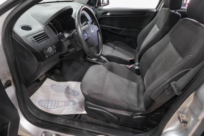 Opel Astra H Рестайлинг с пробегом 2010 года, цена 749 000 рублей, 163000 км, седан, Автокод Объявления