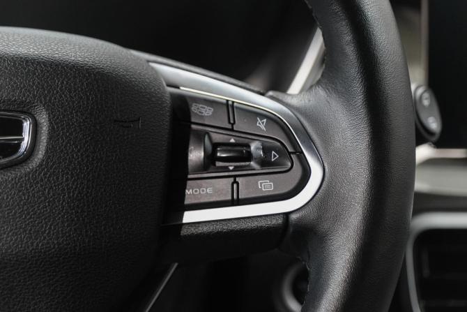 Geely Coolray I с пробегом 2023 года, цена 1 829 000 рублей, 44000 км, внедорожник, Автокод Объявления