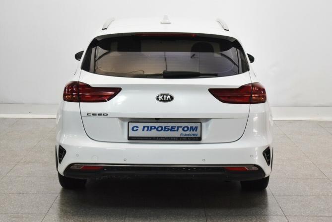 Kia Ceed III с пробегом 2019 года, цена 1 350 000 рублей, 133658 км, универсал, Автокод Объявления