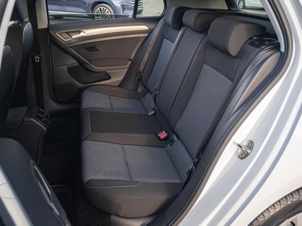 Volkswagen Golf VII с пробегом 2013 года, цена 1 435 000 рублей, 75846 км, хэтчбек, Автокод Объявления
