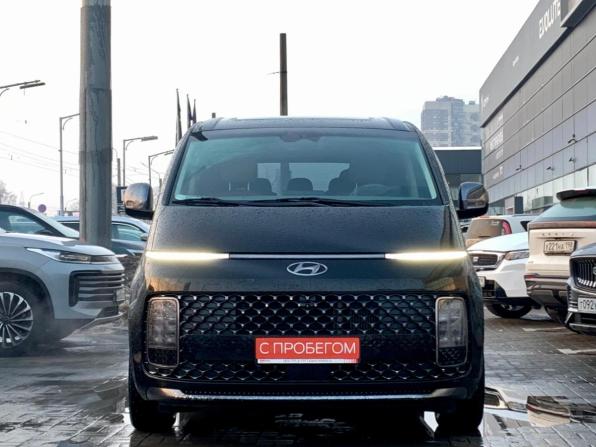 Hyundai Staria I с пробегом 2021 года, цена 4 949 000 рублей, 65706 км, минивэн, Автокод Объявления