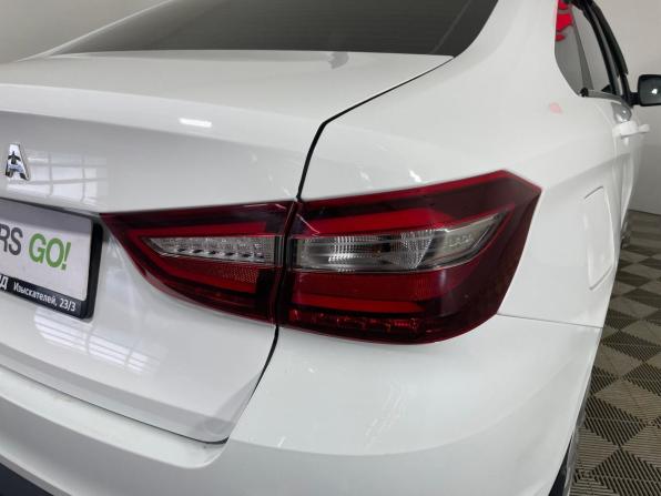 Lada (ВАЗ) Vesta I Рестайлинг (NG) с пробегом 2023 года, цена 1 273 000 рублей, 43954 км, седан, Автокод Объявления