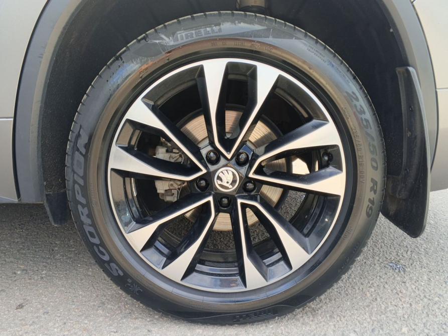 Skoda Kodiaq I Рестайлинг Москва  - изображение 12