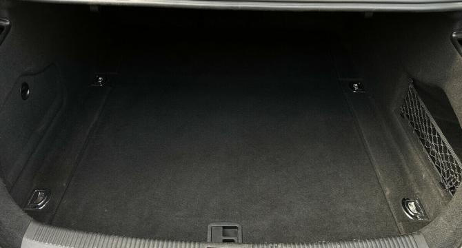Audi A6 IV (C7) Рестайлинг с пробегом 2015 года, цена 1 900 000 рублей, 239632 км, седан, Автокод Объявления