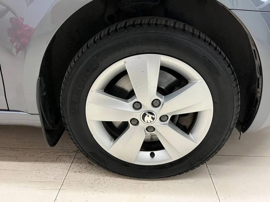 Skoda Octavia III (A7) Рестайлинг Челябинск  - изображение 8