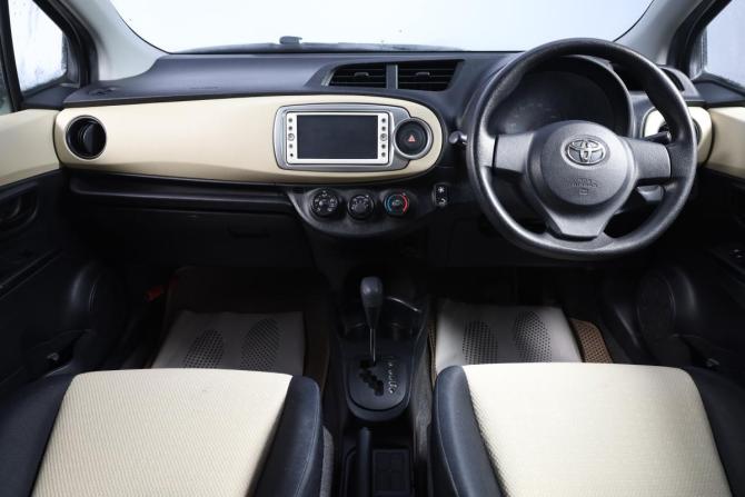 Toyota Vitz III (XP130) с пробегом 2011 года, цена 729 000 рублей, 106000 км, хэтчбек, Автокод Объявления