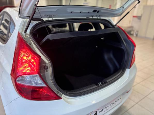 Hyundai Solaris I Рестайлинг с пробегом 2016 года, цена 1 199 000 рублей, 83420 км, хэтчбек, Автокод Объявления