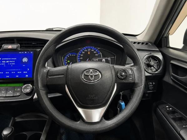 Toyota Corolla XI (E160 E170 E180) Рестайлинг 1 с пробегом 2016 года, цена 1 049 000 рублей, 90000 км, универсал, Автокод Объявления