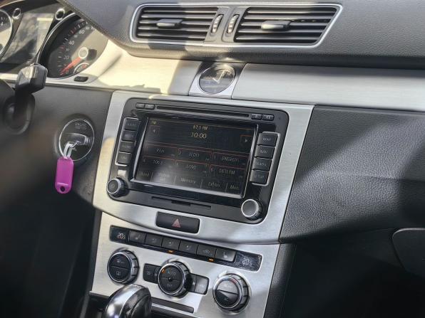 Volkswagen Passat B7 с пробегом 2011 года, цена 869 000 рублей, 132000 км, седан, Автокод Объявления