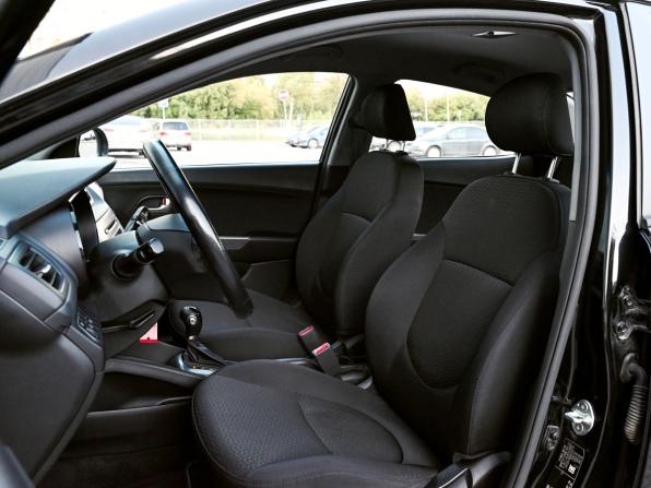 Kia Rio III Рестайлинг с пробегом 2015 года, цена 1 205 000 рублей, 115233 км, седан, Автокод Объявления
