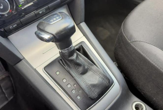 Skoda Octavia II (A5) Рестайлинг с пробегом 2011 года, цена 710 000 рублей, 205299 км, лифтбек, Автокод Объявления