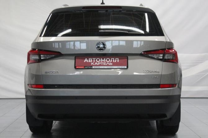 Skoda Kodiaq I с пробегом 2018 года, цена 2 479 000 рублей, 80000 км, внедорожник, Автокод Объявления