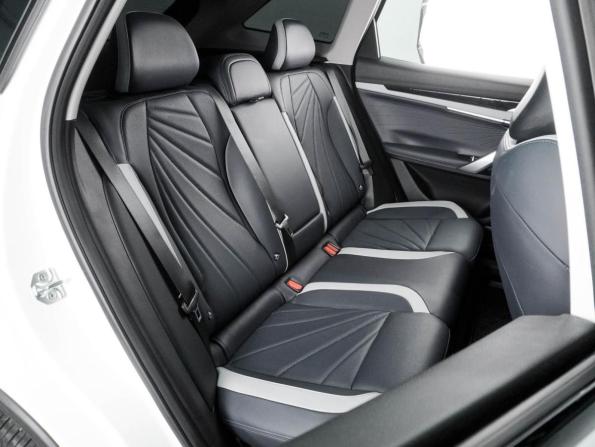 Geely Atlas II с пробегом 2024 года, цена 2 699 000 рублей, 39072 км, внедорожник, Автокод Объявления