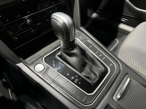 Volkswagen Passat B8 Рестайлинг с пробегом 2021 года, цена 2 330 000 рублей, 68925 км, седан, Автокод Объявления
