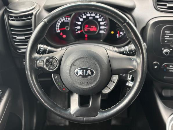 Kia Soul II Рестайлинг с пробегом 2018 года, цена 1 569 000 рублей, 70000 км, хэтчбек, Автокод Объявления