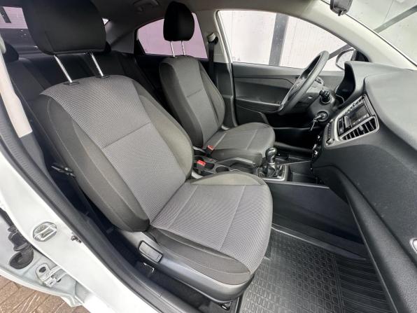 Hyundai Solaris II Рестайлинг с пробегом 2021 года, цена 1 565 000 рублей, 107000 км, седан, Автокод Объявления