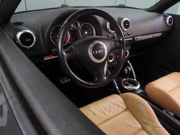 Audi TT I (8N) Рестайлинг с пробегом 2004 года, цена 1 092 000 рублей, 235164 км, купе, Автокод Объявления