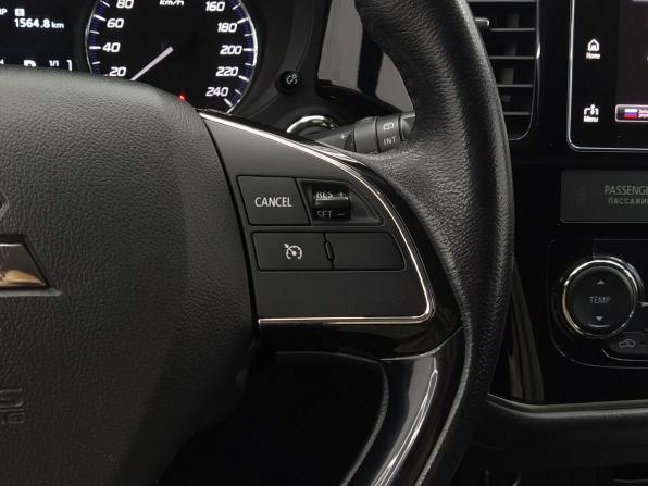 Mitsubishi Outlander III Рестайлинг 2 с пробегом 2018 года, цена 1 694 000 рублей, 101050 км, внедорожник, Автокод Объявления