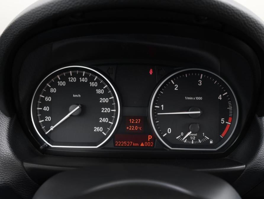 BMW 1 серии I (E81/E82/E87/E88) Рестайлинг Москва  - изображение 13