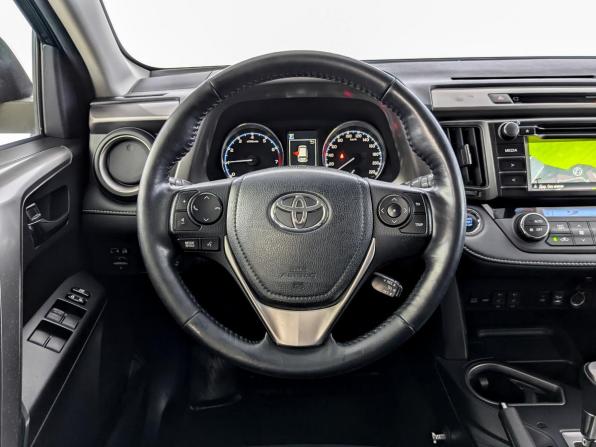 Toyota RAV4 IV (XA40) с пробегом 2015 года, цена 2 095 000 рублей, 199307 км, внедорожник, Автокод Объявления