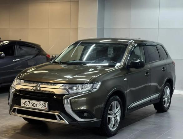 Mitsubishi Outlander III Рестайлинг 3 с пробегом 2020 года, цена 2 127 000 рублей, 110000 км, внедорожник, Автокод Объявления