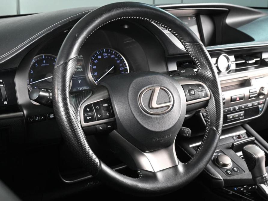 Lexus ES VI Рестайлинг Ростов-на-Дону  - изображение 13