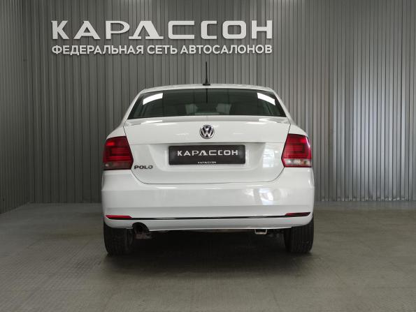 Volkswagen Polo V Рестайлинг с пробегом 2018 года, цена 710 000 рублей, 141385 км, седан, Автокод Объявления