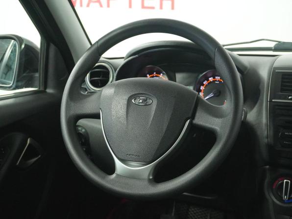 Lada (ВАЗ) Granta I Рестайлинг с пробегом 2024 года, цена 945 000 рублей, 28175 км, седан, Автокод Объявления