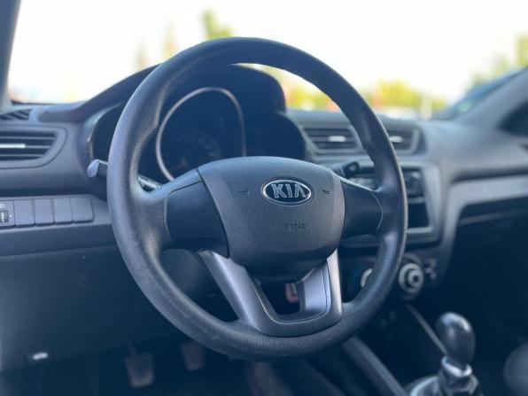 Kia Rio III с пробегом 2013 года, цена 850 000 рублей, 158071 км, седан, Автокод Объявления