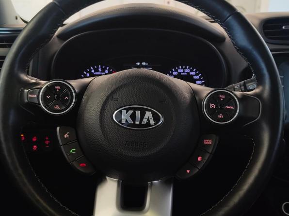 Kia Soul II Рестайлинг с пробегом 2017 года, цена 1 524 000 рублей, 184545 км, хэтчбек, Автокод Объявления