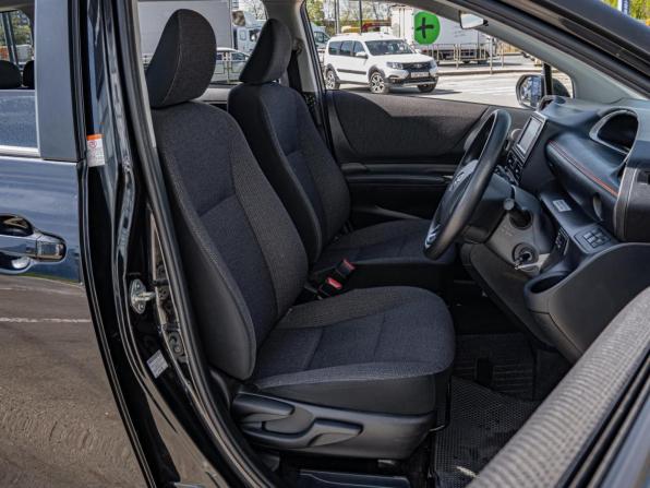 Toyota Sienta II Рестайлинг с пробегом 2019 года, цена 1 480 000 рублей, 66937 км, компактвэн, Автокод Объявления