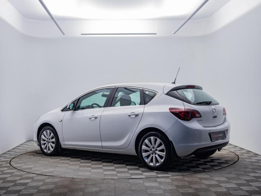 Opel Astra J Москва  - изображение 7