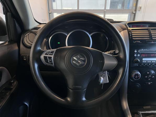 Suzuki Grand Vitara II с пробегом 2007 года, цена 634 000 рублей, 213020 км, внедорожник, Автокод Объявления