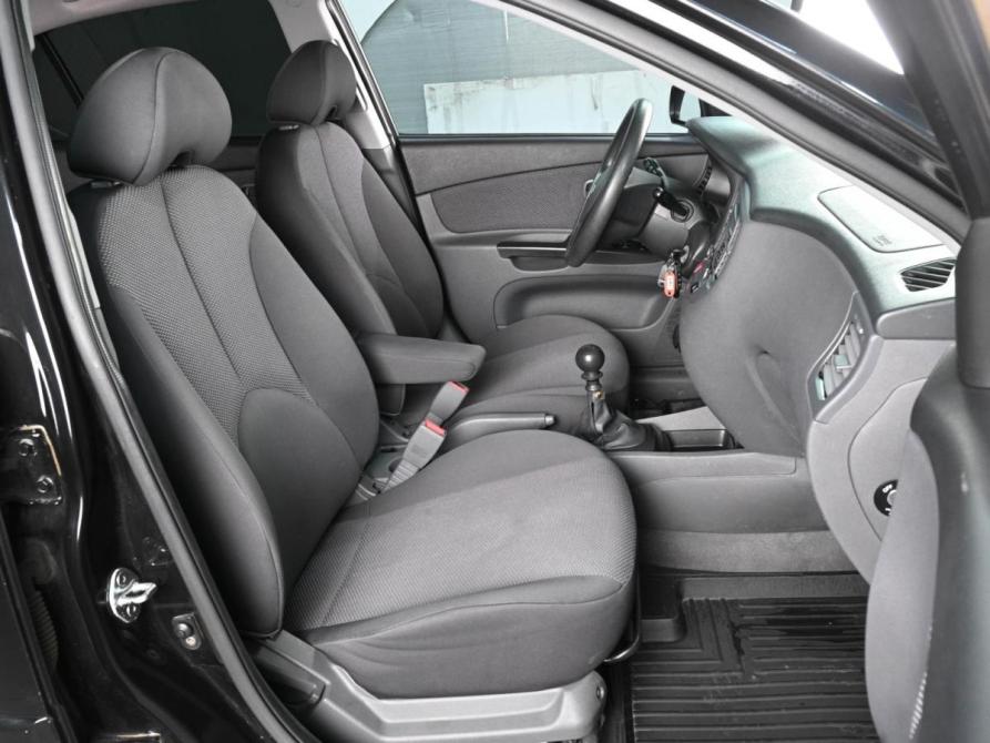 Kia Rio II Рестайлинг Ростов-на-Дону  - изображение 8
