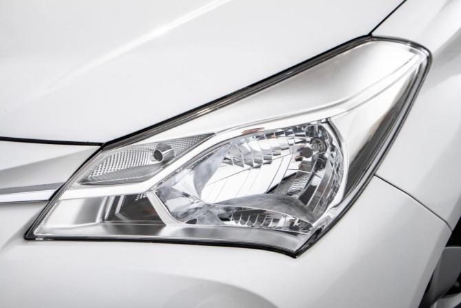 Toyota Vitz III (XP130) Рестайлинг 2 с пробегом 2017 года, цена 939 000 рублей, 156900 км, хэтчбек, Автокод Объявления