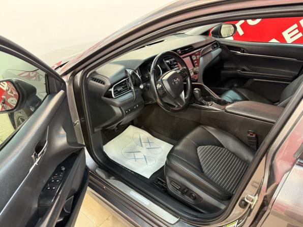 Toyota Camry VIII (XV70) с пробегом 2019 года, цена 2 570 000 рублей, 98558 км, седан, Автокод Объявления
