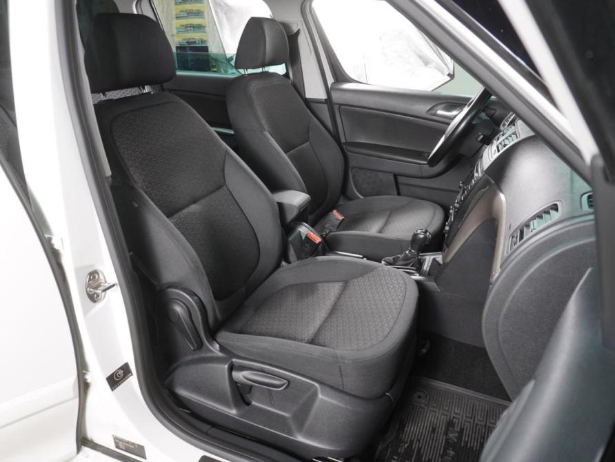 Skoda Yeti I Рестайлинг Воронеж  - изображение 8