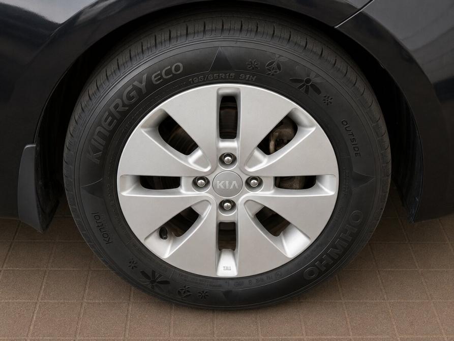 Kia Rio III Москва  - изображение 16