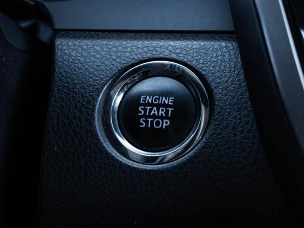 Toyota Camry VIII (XV70) с пробегом 2019 года, цена 2 990 000 рублей, 128735 км, седан, Автокод Объявления