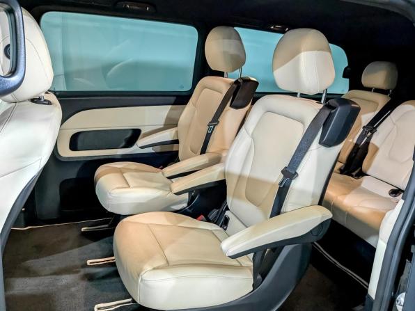 Mercedes-Benz V-Класс III (W447) Рестайлинг с пробегом 2023 года, цена 9 200 000 рублей, 72885 км, минивэн, Автокод Объявления