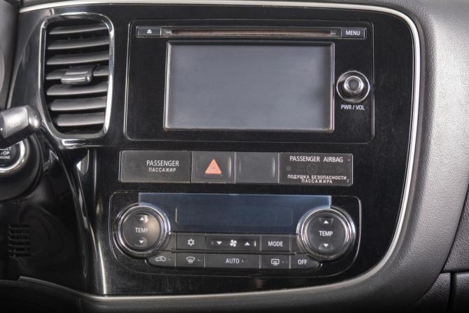 Mitsubishi Outlander III с пробегом 2014 года, цена 1 399 000 рублей, 211000 км, внедорожник, Автокод Объявления