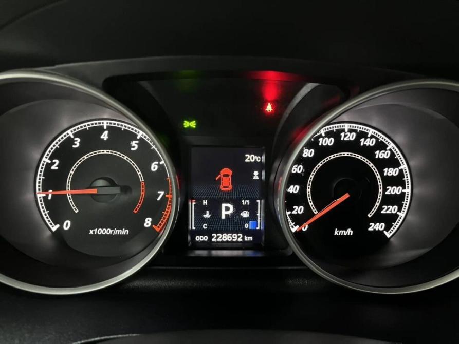 Mitsubishi Outlander II Рестайлинг Набережные Челны  - изображение 10