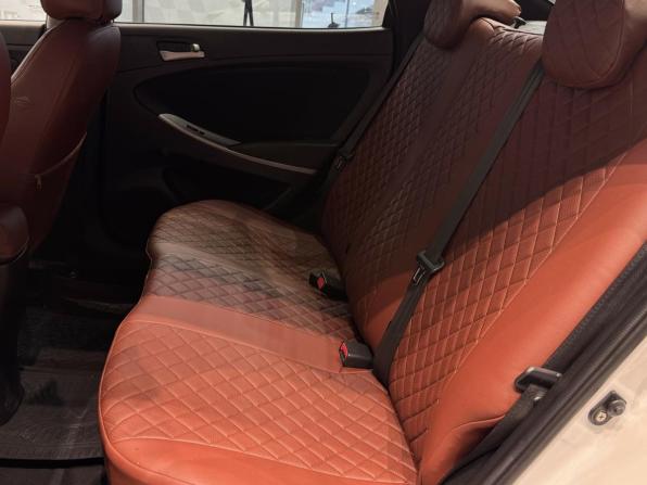 Hyundai Solaris I Рестайлинг с пробегом 2014 года, цена 999 000 рублей, 157606 км, седан, Автокод Объявления