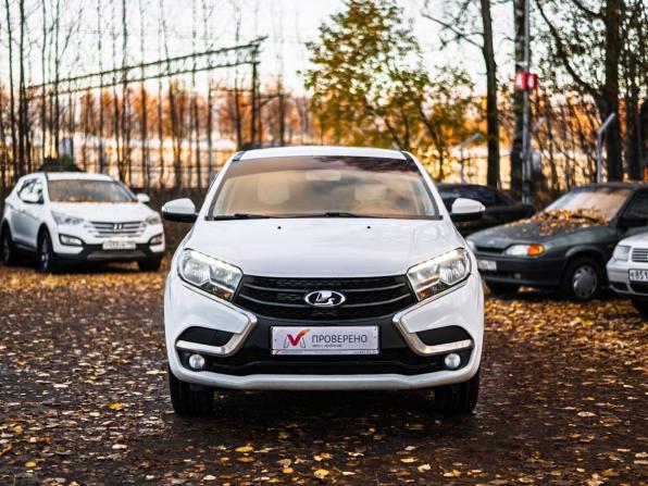 Lada (ВАЗ) XRAY I с пробегом 2017 года, цена 644 000 рублей, 167442 км, хэтчбек, Автокод Объявления